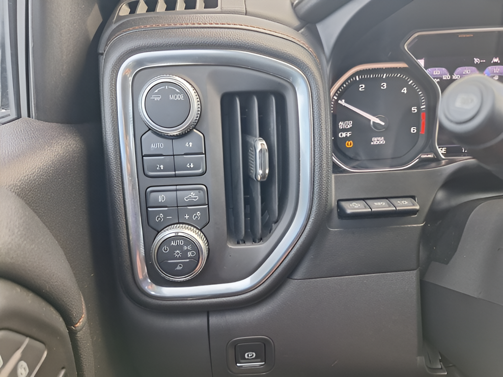 2020 GMC Sierra 1500 photo 21 of 36