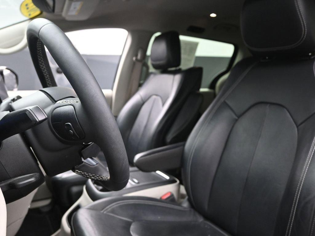 2022 Chrysler Pacifica Vehicle Photo in Cedar Rapids, IA 52402