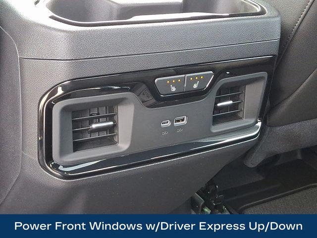 2025 GMC Sierra 1500 Vehicle Photo in DANBURY, CT 06810-5034