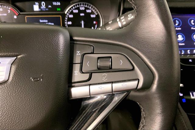 2025 Cadillac XT6 Vehicle Photo in INDEPENDENCE, MO 64055-1314