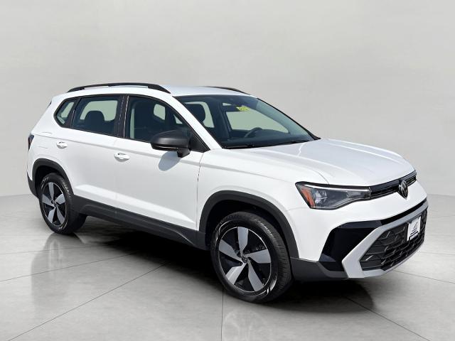 2025 Volkswagen Taos Vehicle Photo in Neenah, WI 54956