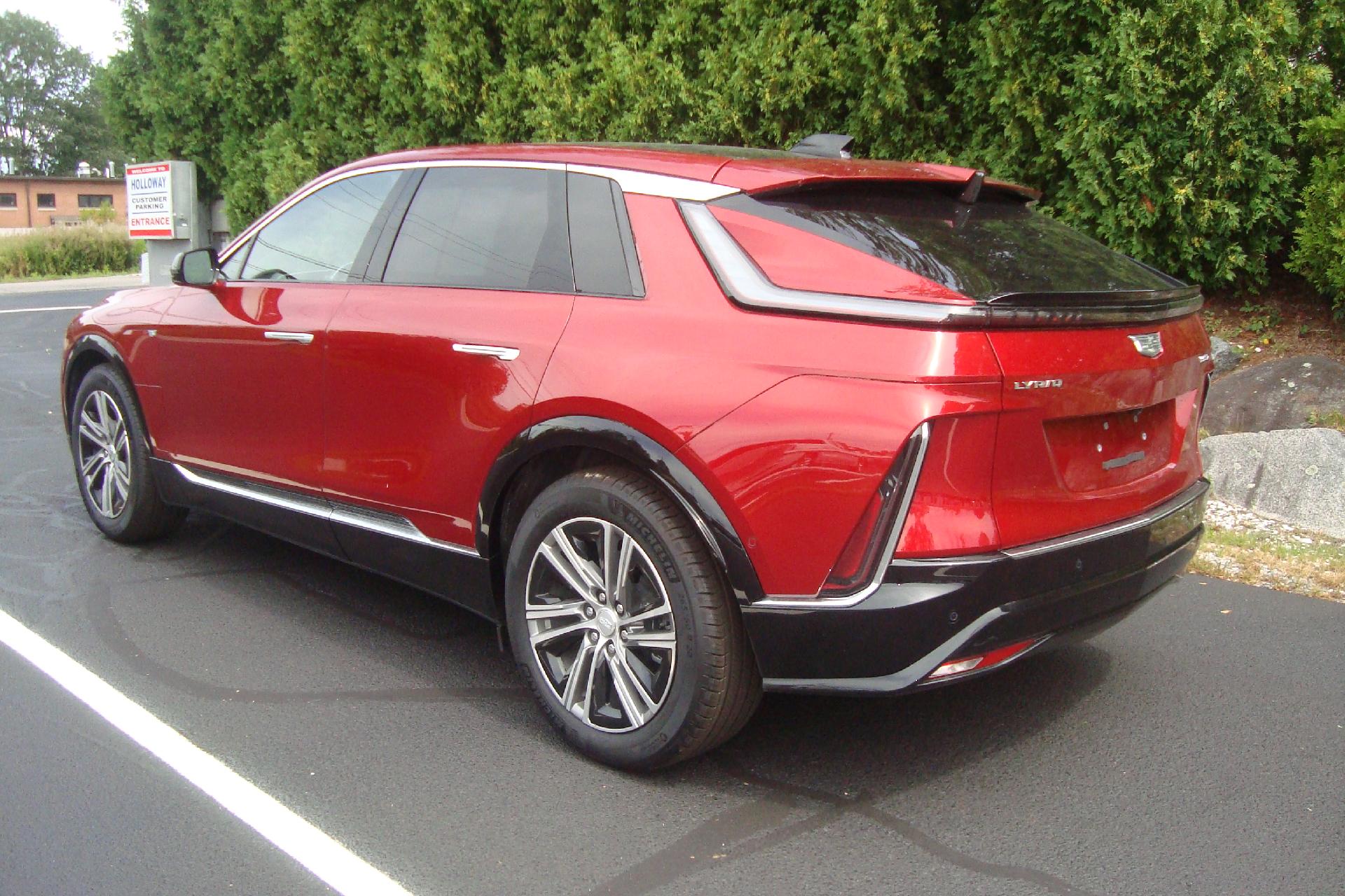 2024 Cadillac LYRIQ Vehicle Photo in PORTSMOUTH, NH 03801-4196