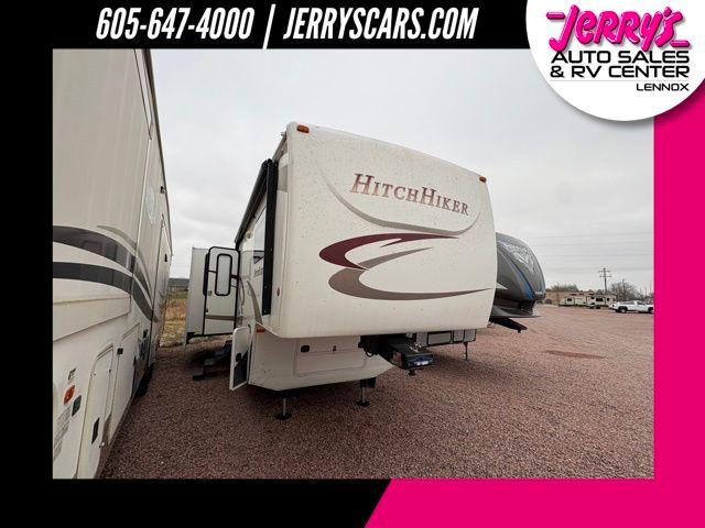 2015 Nu-wa Industries Hitchhiker Vehicle Photo in Lennox, SD 57039