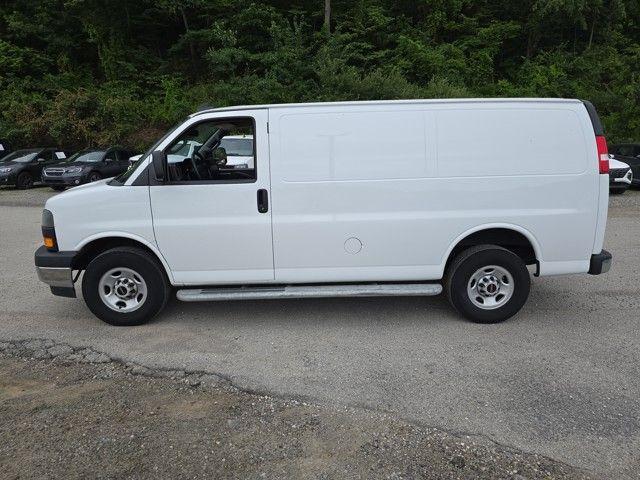 2023 GMC Savana Cargo Van Vehicle Photo in Pleasant Hills, PA 15236