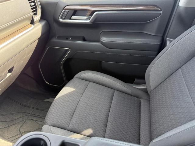 2023 Chevrolet Silverado 1500 Vehicle Photo in COLUMBIA, MO 65203-3903