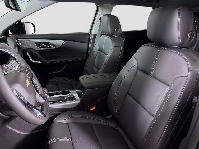 2025 Chevrolet Blazer Vehicle Photo in PUYALLUP, WA 98371-4149