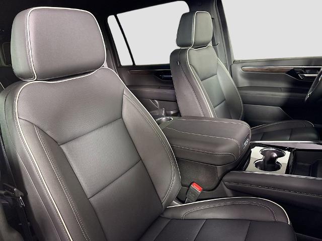 2025 Chevrolet Suburban Vehicle Photo in PUYALLUP, WA 98371-4149