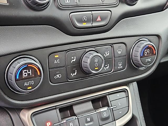 2022 GMC Terrain Vehicle Photo in TREVOSE, PA 19053-4984