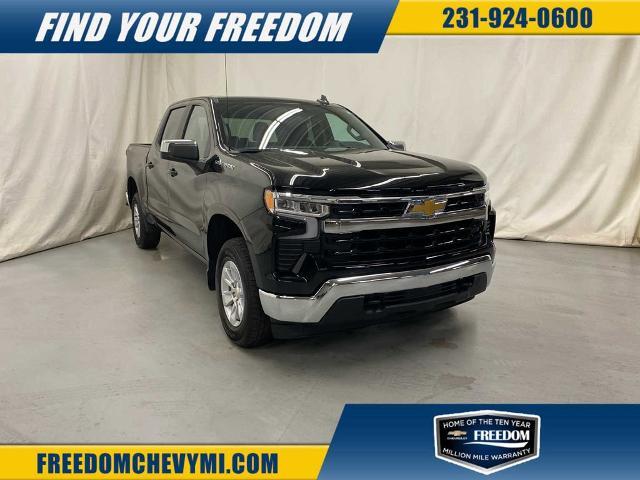 2025 Chevrolet Silverado 1500 Vehicle Photo in FREMONT, MI 49412-9587