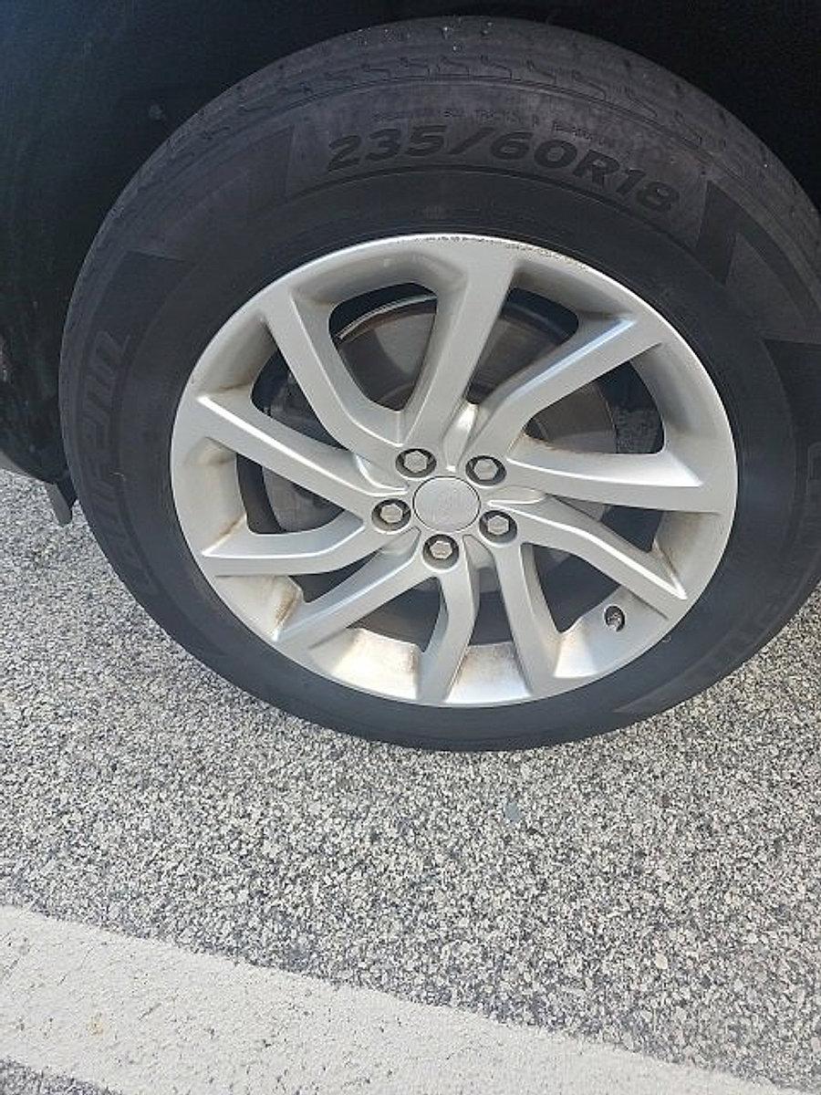 2019 Land Rover Discovery Sport Vehicle Photo in Trevose, PA 19053