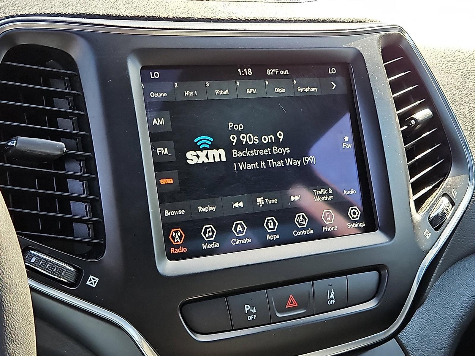 2021 Jeep Cherokee Vehicle Photo in Trevose, PA 19053