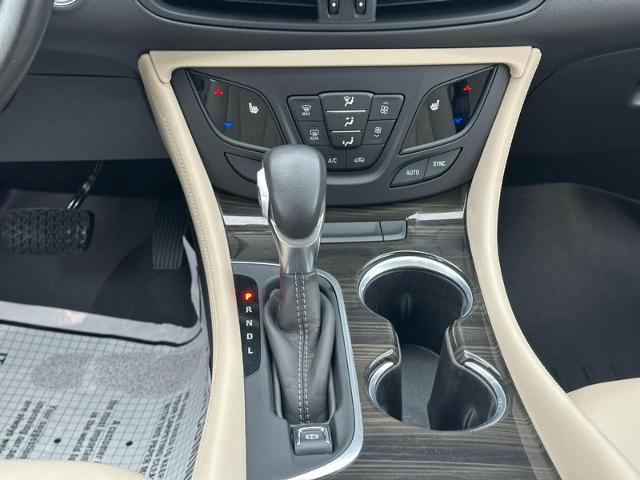 2020 Buick Envision Vehicle Photo in COLUMBIA, MO 65203-3903