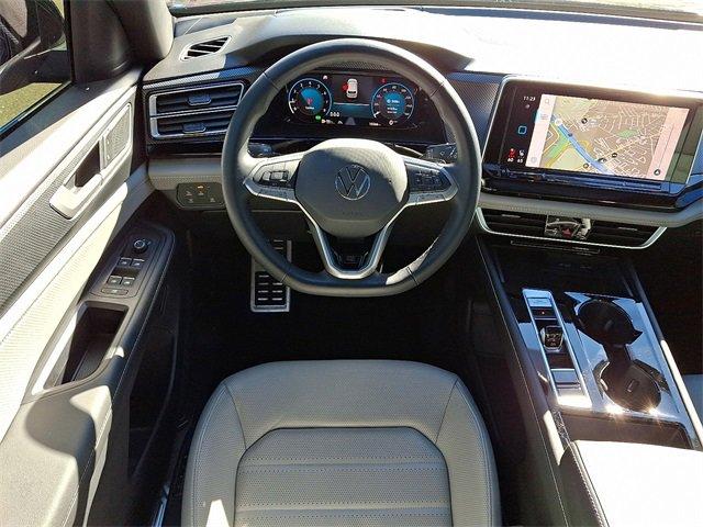 2024 Volkswagen Atlas Cross Sport Vehicle Photo in Willow Grove, PA 19090