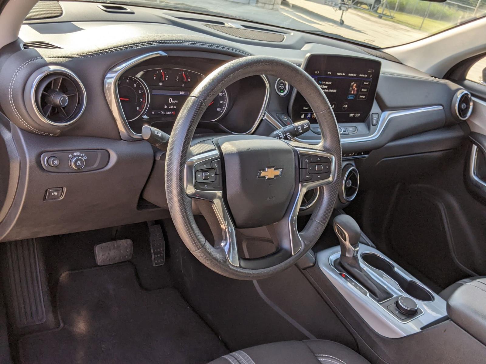 2024 Chevrolet Blazer Vehicle Photo in Seguin, TX 78155