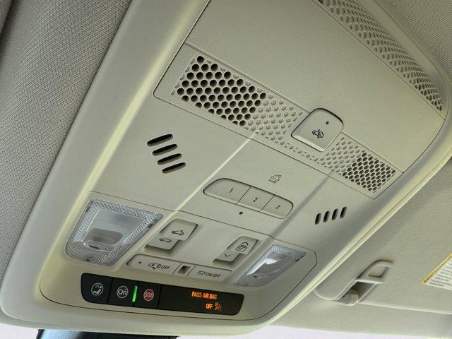 2025 Cadillac XT6 Vehicle Photo in LEOMINSTER, MA 01453-2952