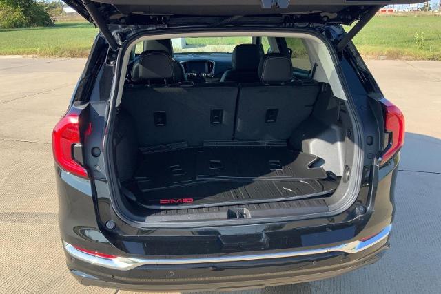 2022 GMC Terrain Vehicle Photo in TOPEKA, KS 66609-0000