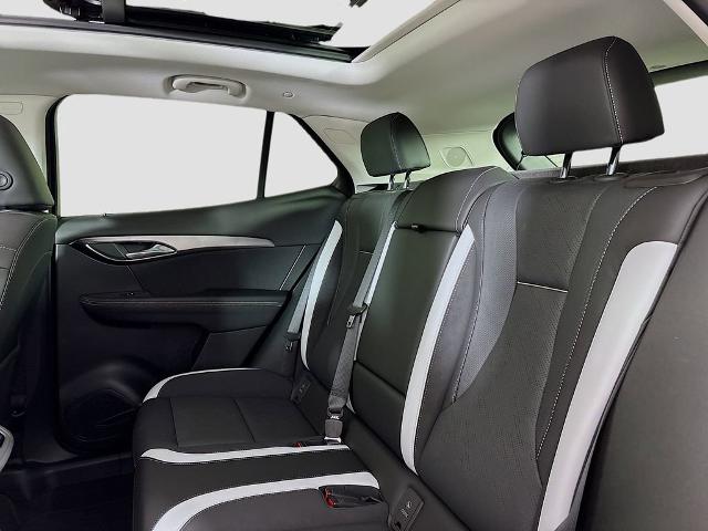 2025 Buick Envision Vehicle Photo in PUYALLUP, WA 98371-4149
