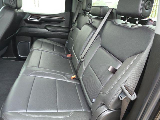 2024 GMC Sierra 1500 Vehicle Photo in Pleasant Hills, PA 15236