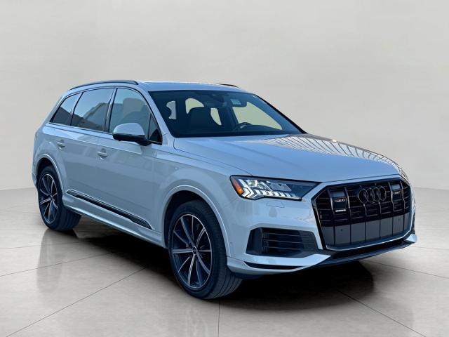 2024 Audi Q7 Vehicle Photo in MADISON, WI 53713-3220