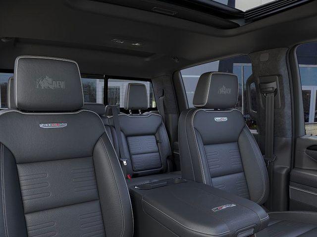 2025 GMC Sierra 2500 HD Vehicle Photo in DANBURY, CT 06810-5034