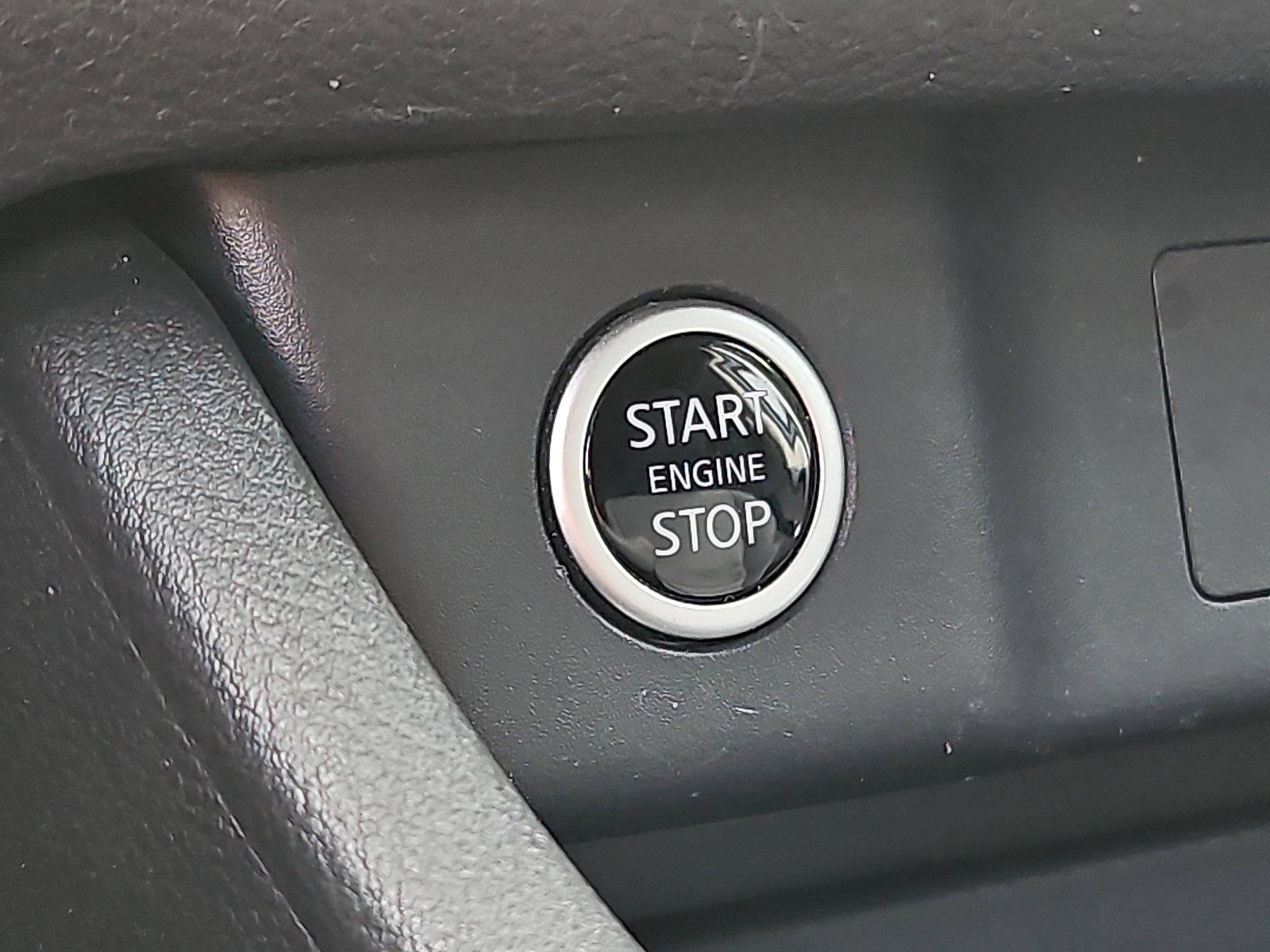 2023 Nissan Rogue Vehicle Photo in Jenkintown, PA 19046
