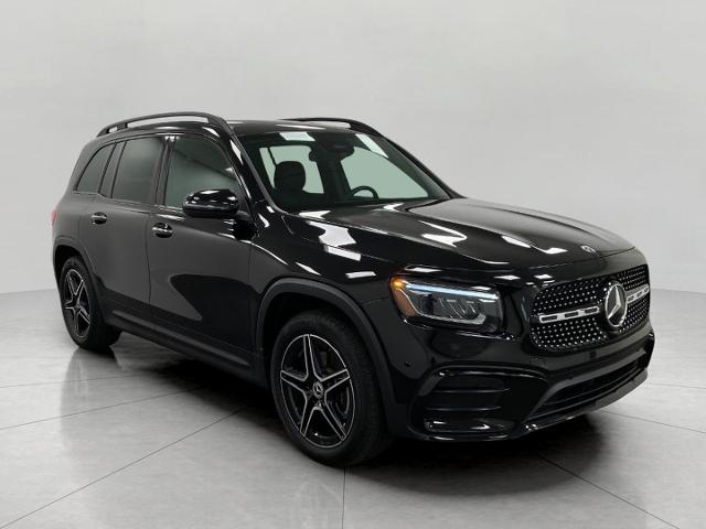 2025 Mercedes-Benz GLB Vehicle Photo in Neenah, WI 54956