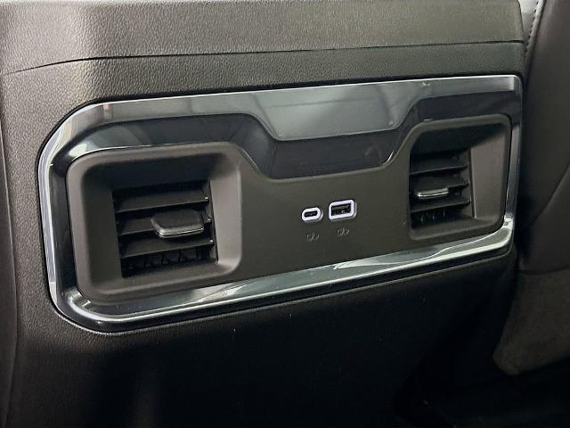 2026 GMC Sierra 1500 Vehicle Photo in PUYALLUP, WA 98371-4149