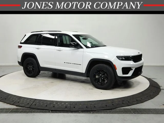 2026 Jeep Grand Cherokee Vehicle Photo in Savannah, TN 38372