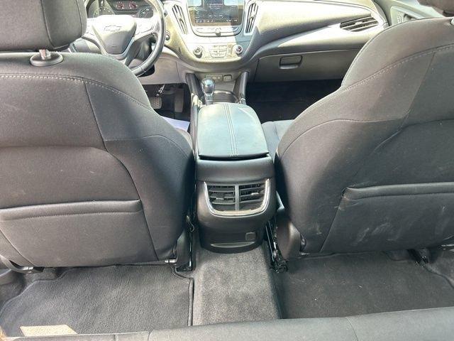 2022 Chevrolet Malibu Vehicle Photo in SAINT CLAIRSVILLE, OH 43950-8512