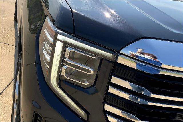 2022 GMC Sierra 1500 Vehicle Photo in TOPEKA, KS 66609-0000