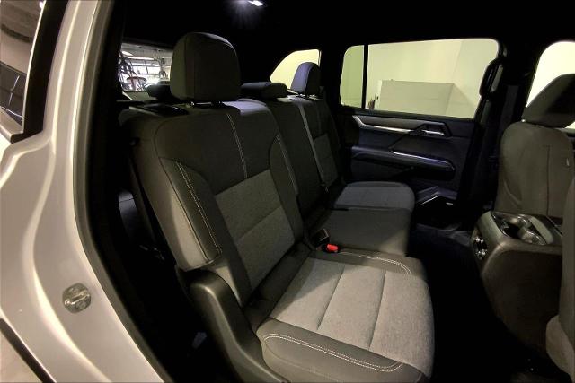 2025 GMC Acadia Vehicle Photo in KANSAS CITY, MO 64114-4545