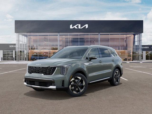 2025 Kia Sorento Hybrid Vehicle Photo in Westbrook, ME 04092