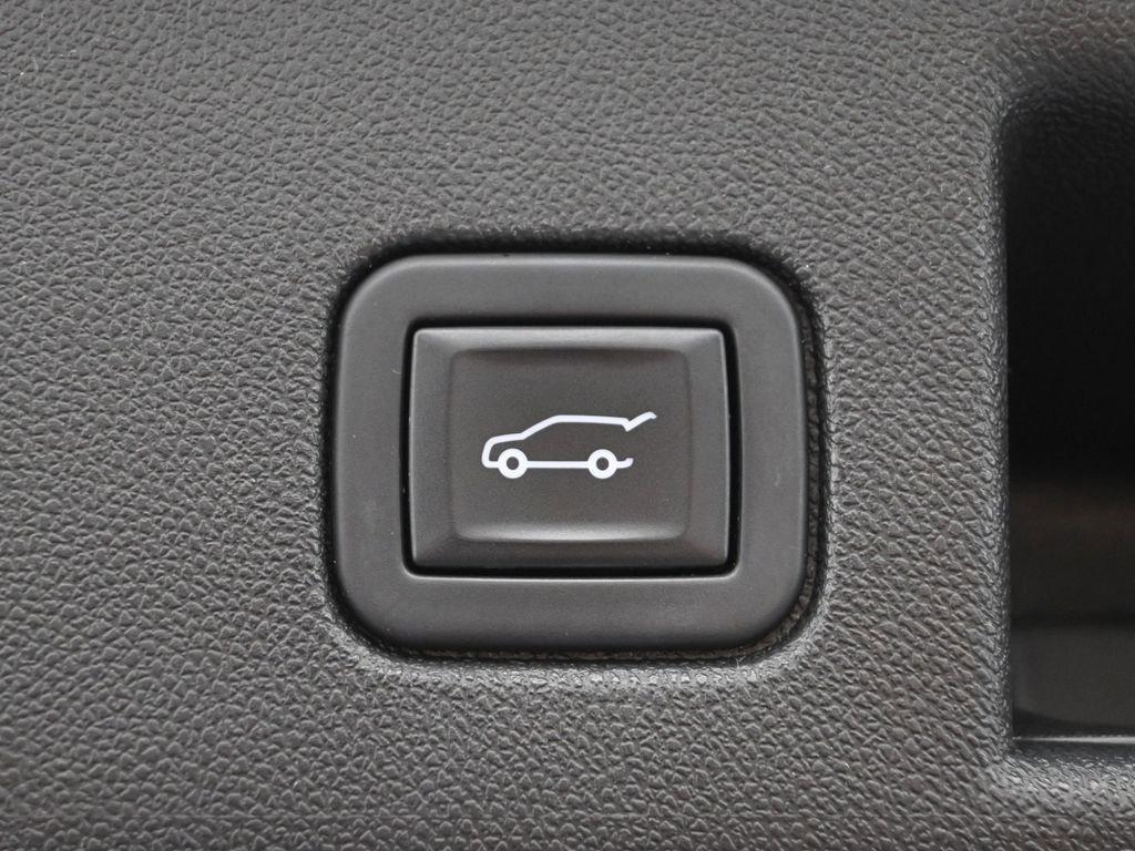 2023 Chevrolet Equinox Vehicle Photo in Cedar Rapids, IA 52402