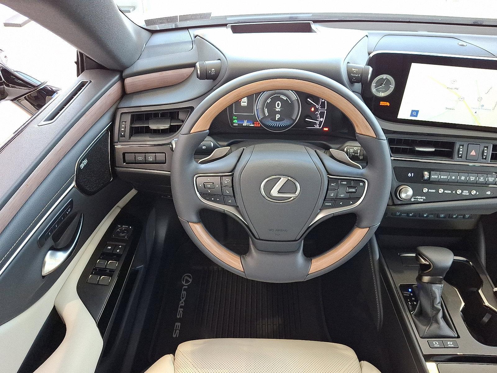 2025 Lexus ES 300h Vehicle Photo in Lancaster, PA 17601