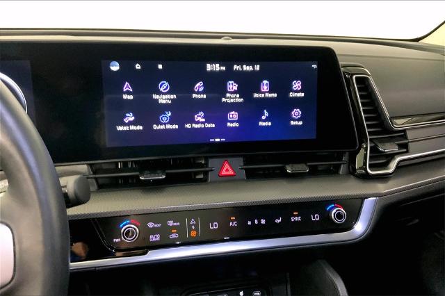 2023 Kia Sportage Vehicle Photo in Lees Summit, MO 64086