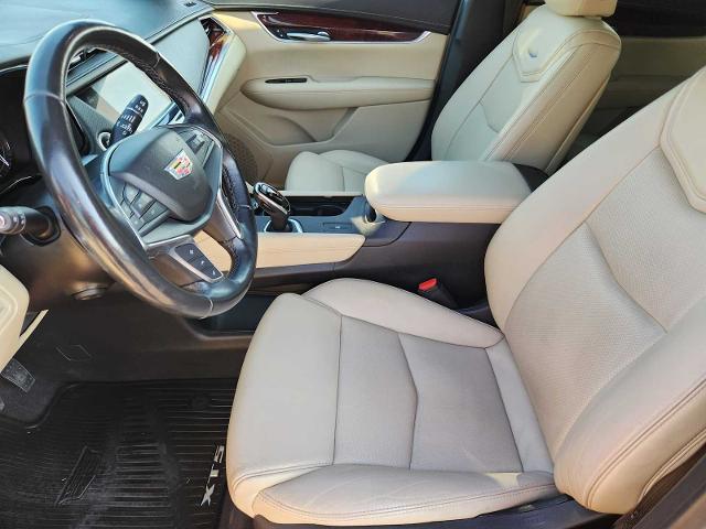 2019 Cadillac XT5 Vehicle Photo in DENTON, TX 76210-9321