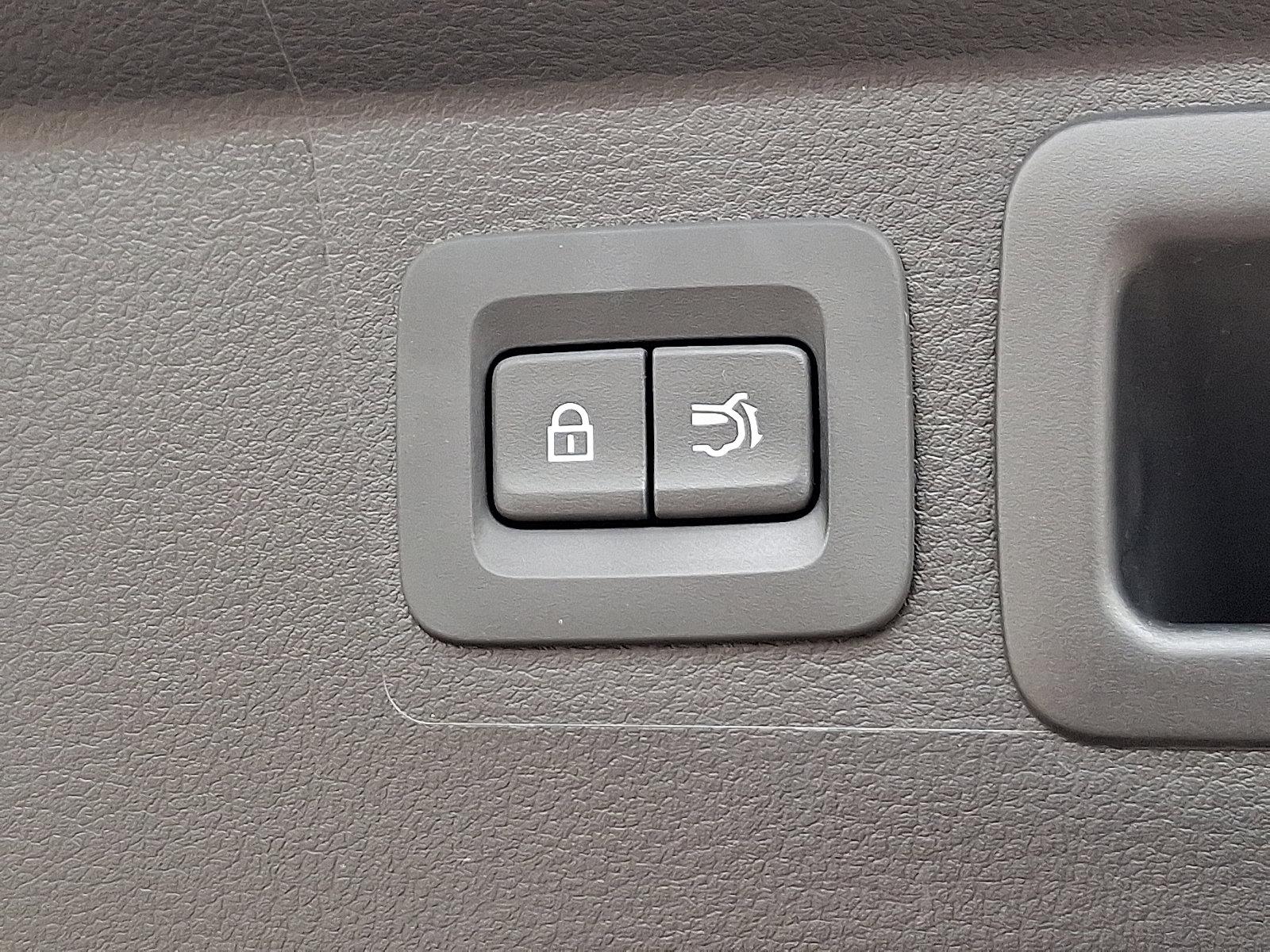 2024 Mazda CX-50 Vehicle Photo in Trevose, PA 19053