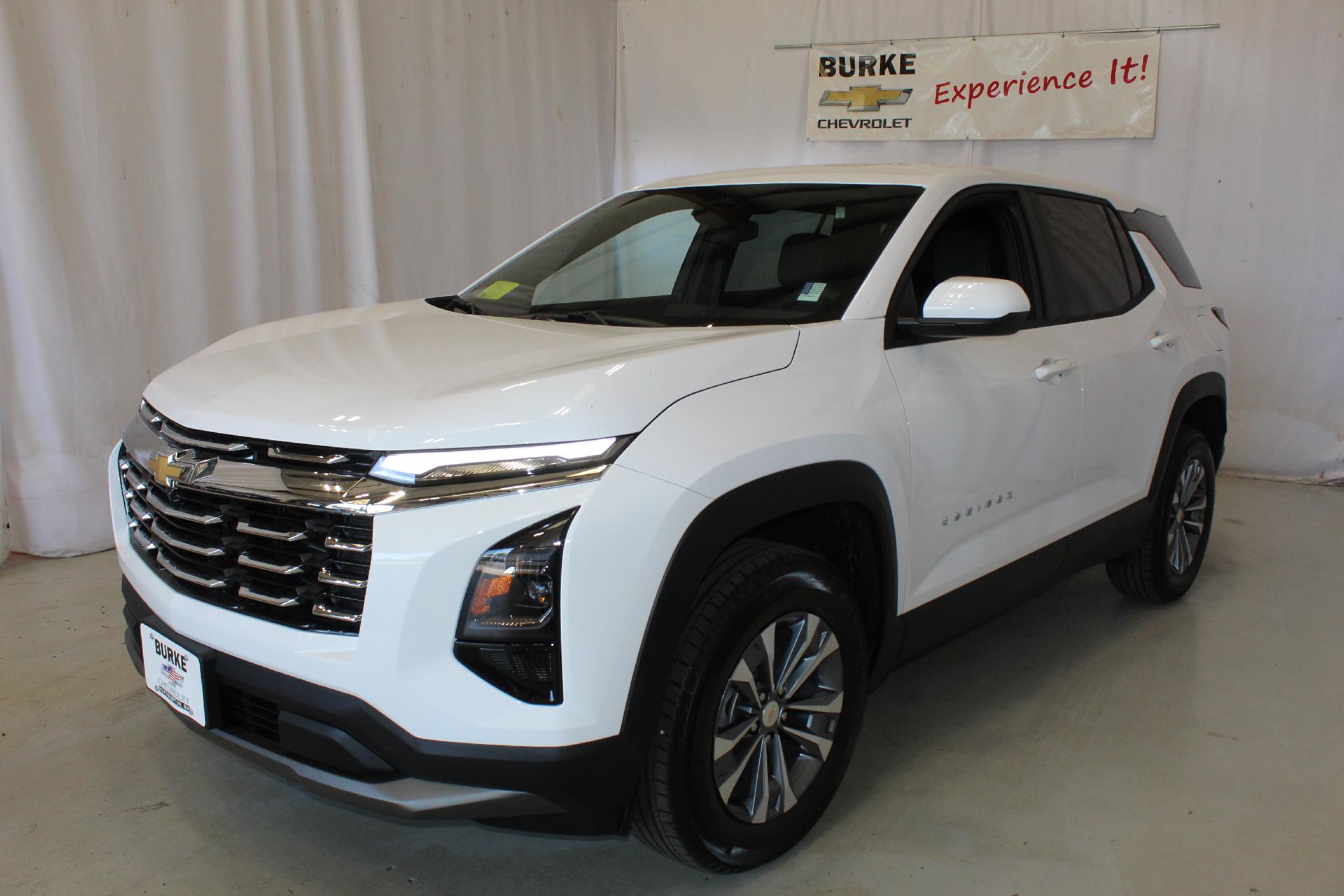 2026 Chevrolet Equinox Vehicle Photo in NORTHAMPTON, MA 01060-1120
