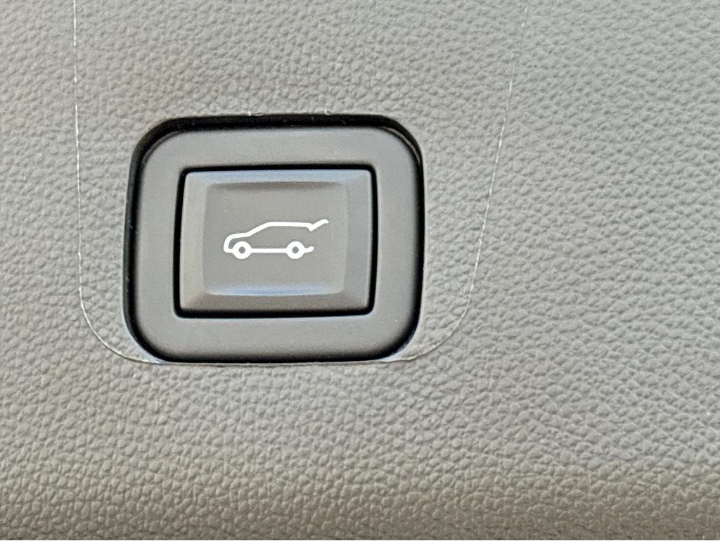 2023 Chevrolet Traverse Vehicle Photo in POOLER, GA 31322-3252