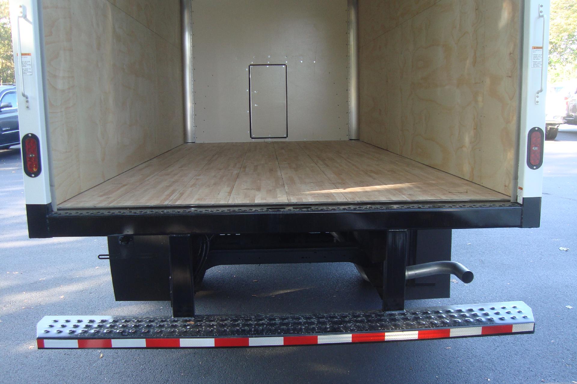 2025 GMC Savana Commercial Cutaway Vehicle Photo in PORTSMOUTH, NH 03801-4196