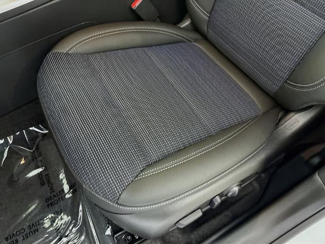 2025 Buick Envista Vehicle Photo in PUYALLUP, WA 98371-4149