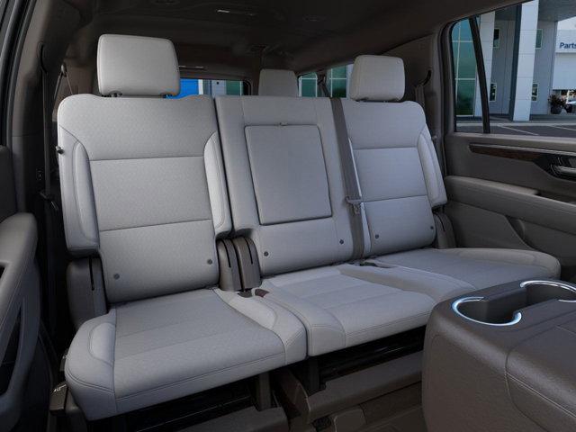 2025 Chevrolet Suburban Vehicle Photo in SELMA, TX 78154-1460