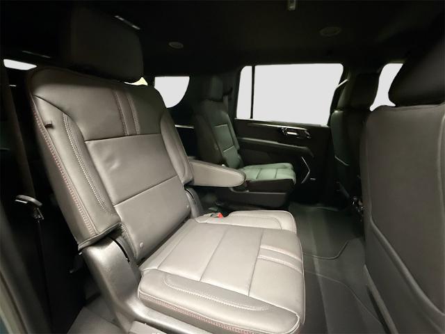 2026 Chevrolet Suburban Vehicle Photo in EVERETT, WA 98203-5662