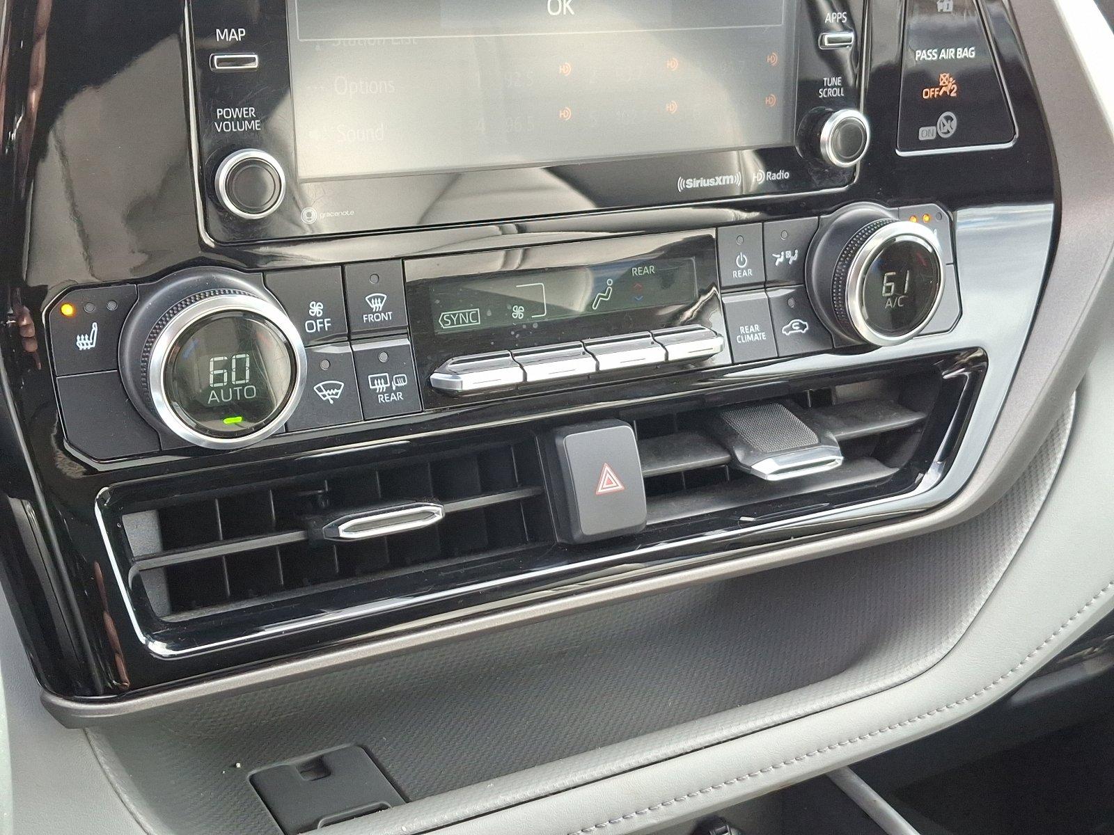 2022 Toyota Highlander Vehicle Photo in Trevose, PA 19053