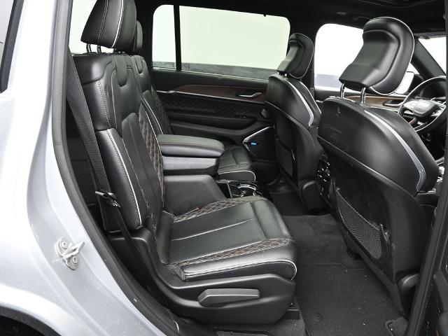 2021 Jeep Grand Cherokee L Vehicle Photo in Cedar Rapids, IA 52402