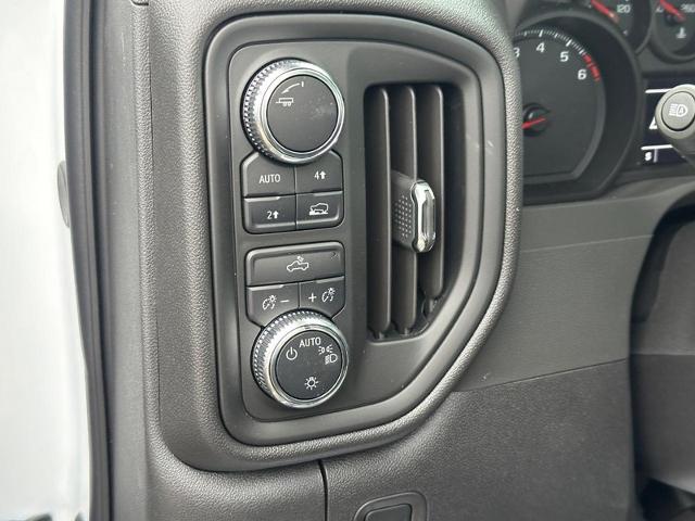 2025 GMC Sierra 1500 Vehicle Photo in COLUMBIA, MO 65203-3903