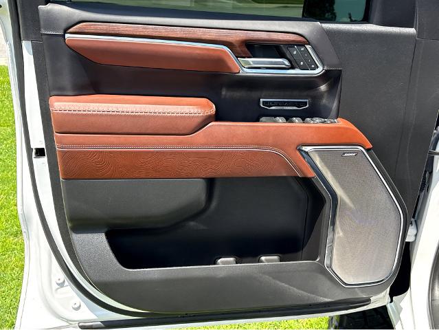 2024 GMC Sierra 1500 Vehicle Photo in BEAUFORT, SC 29906-4218