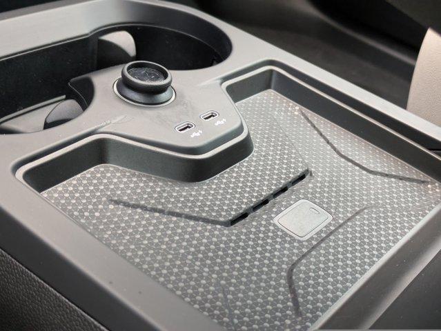 2025 BMW iX Vehicle Photo in BRUNSWICK, GA 31525-1881
