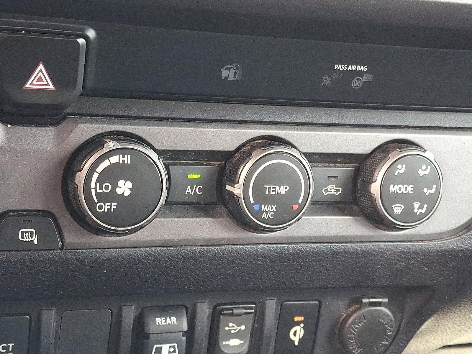 2019 Toyota Tacoma 4WD Vehicle Photo in BETHLEHEM, PA 18017-9401