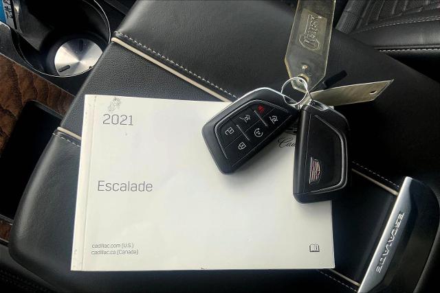 2021 Cadillac Escalade Vehicle Photo in KANSAS CITY, MO 64114-4545